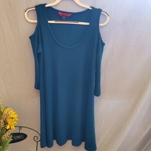 Hot Kiss Cold shoulder Dress Size Large Teal